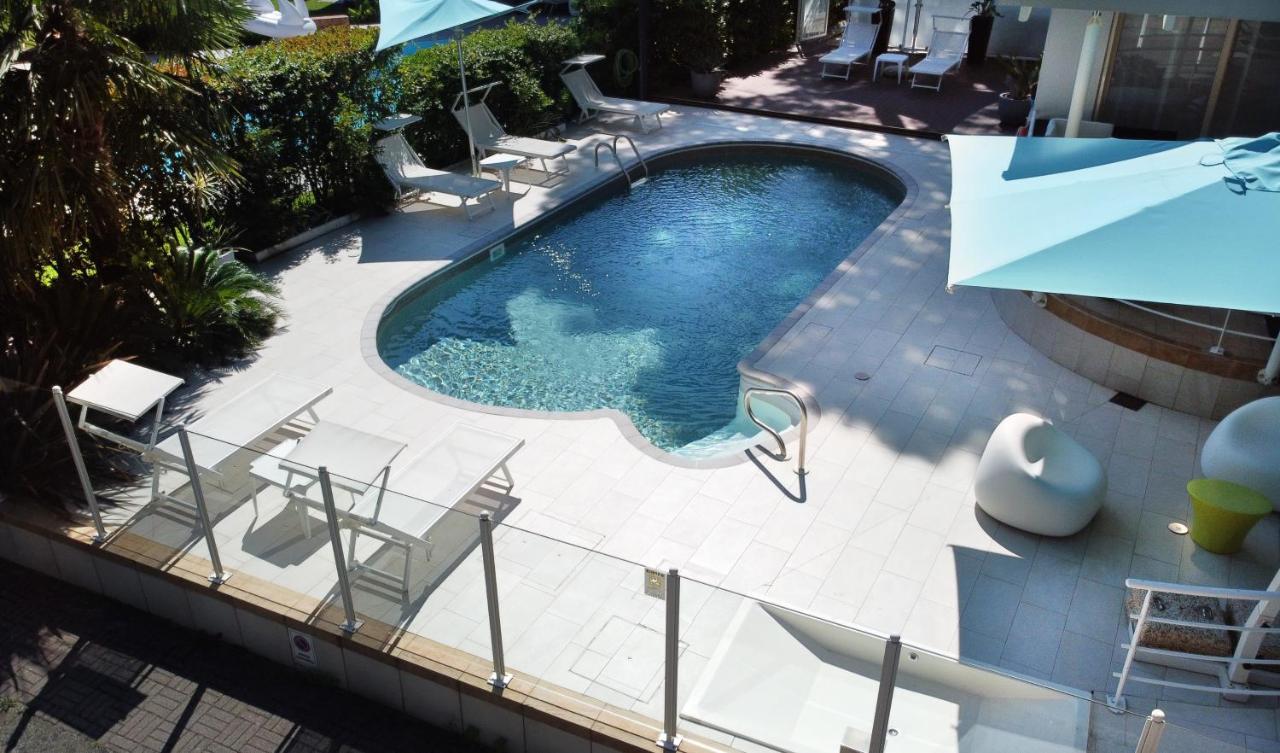 Hotel Meuble Nazionale Λινιάνο Σαμπιαντόρο Εξωτερικό φωτογραφία