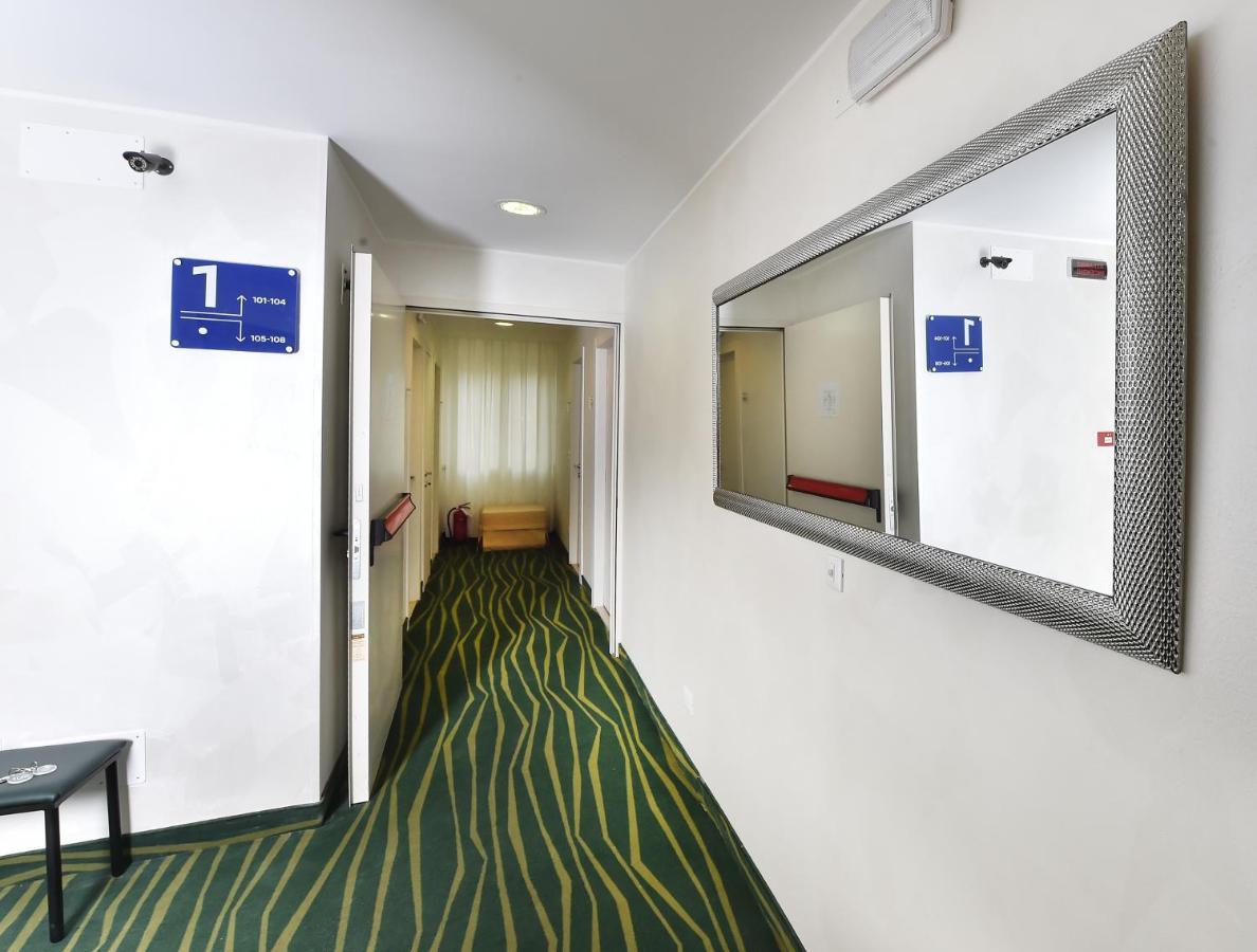 Hotel Meuble Nazionale Λινιάνο Σαμπιαντόρο Εξωτερικό φωτογραφία
